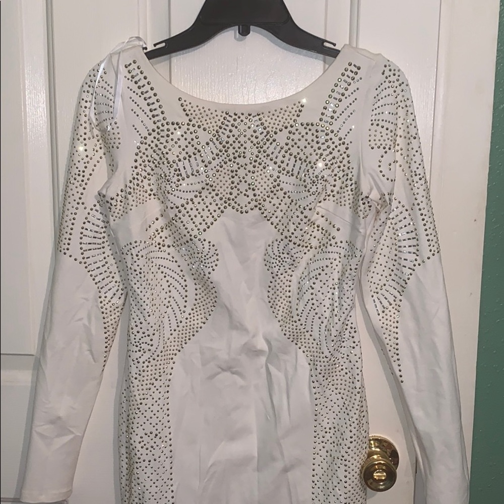 CREME WHITE BEBE beautiful rhinestone dress